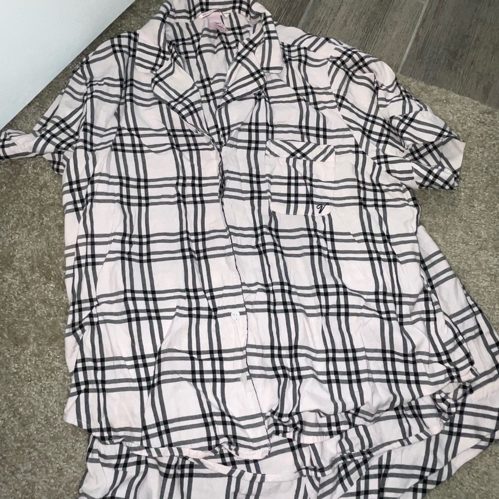 Victoria secrets pj short set
